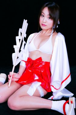 杜兰特续约勇士