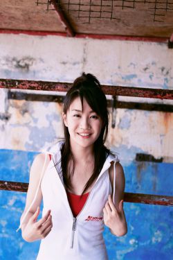 跳舞跳到最后衣服都没有了