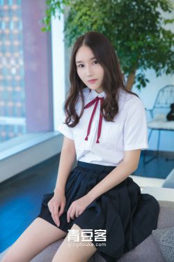 午夜视频在线播放